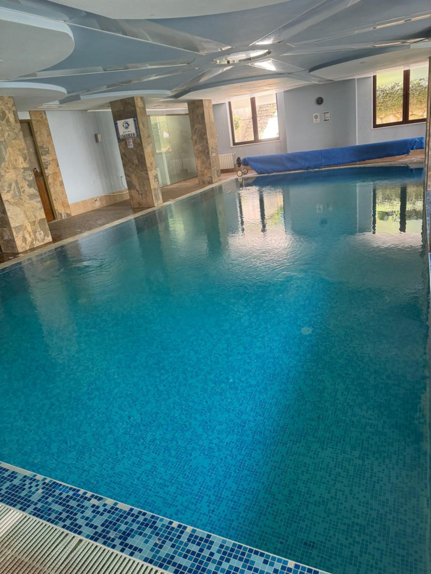 2-Bedroom, 2-Bathroom With Fireplace And Garden At Winslow Infinity Bansko Bagian luar foto